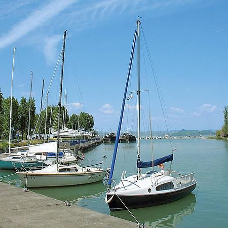 Legkondicionalt, Erkelyes Szoba, Privat Fuerdovel A Balatonon Kőröshegy Buitenkant foto
